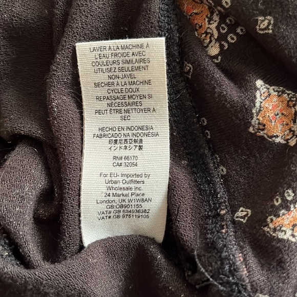 Free People Free People Sydney Printed Top M V Neck Blousy Sleeves Tile Print M - Picture 9 of 9